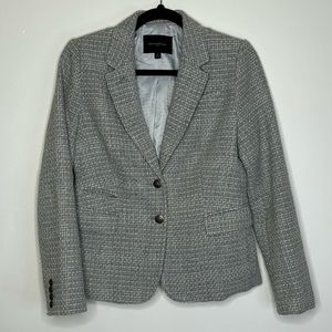 Like new! Banana Republic gray wool blend blazer size 6